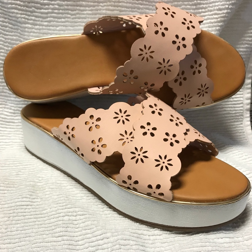Wedge sandals
